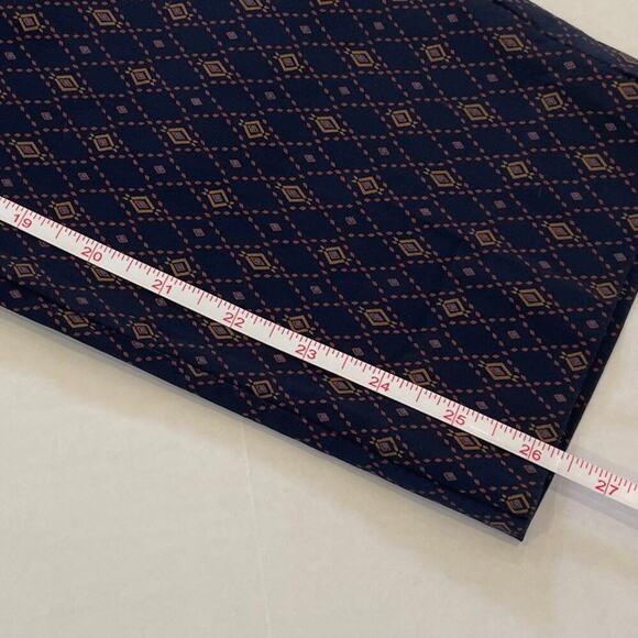 Orvis Navy Geometric Print Stretch Pull On Mid-High Waist Straight Leg Pant, 10 - Picture 8 of 8